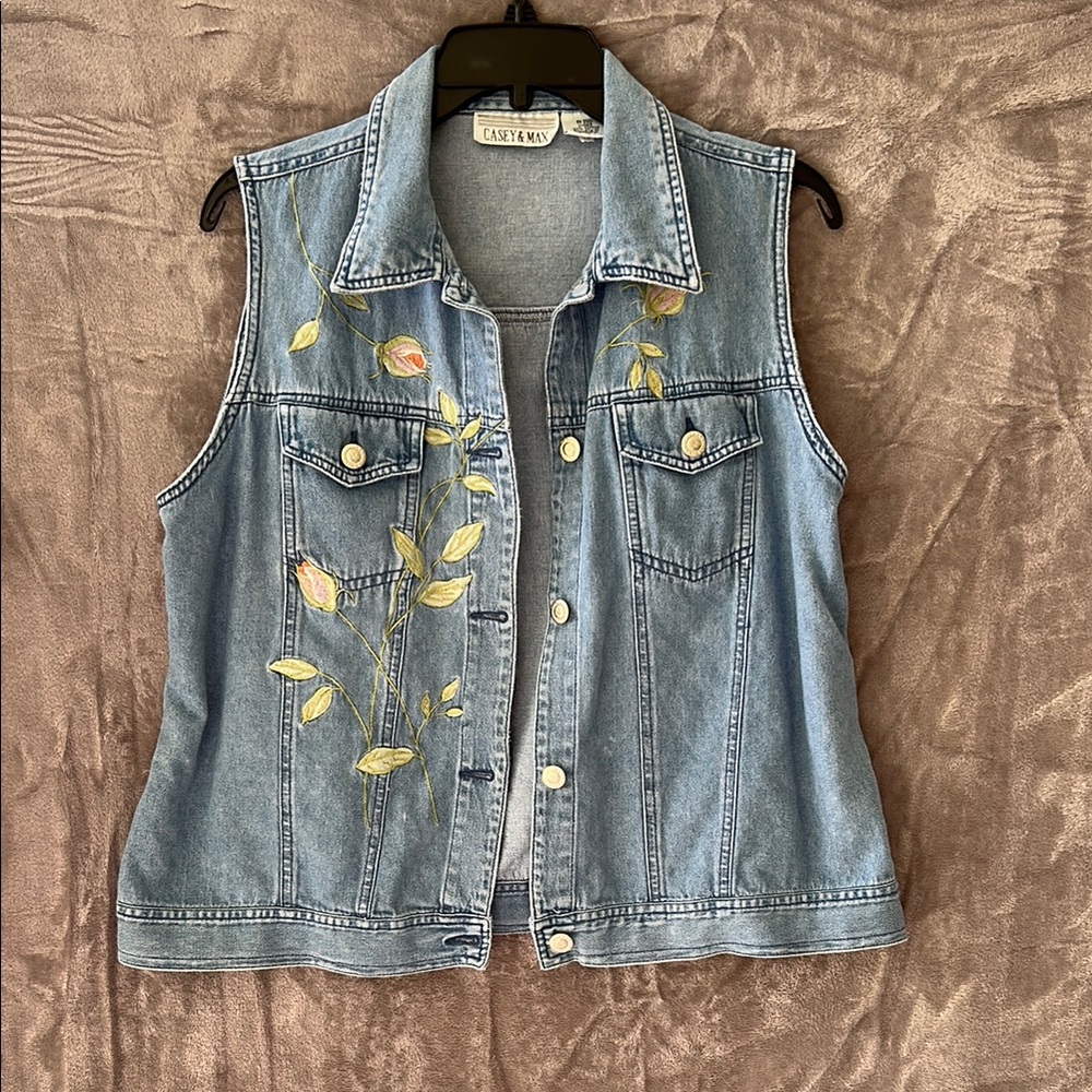 Vintage Embroidered Denim Vest - Picture 1 of 3